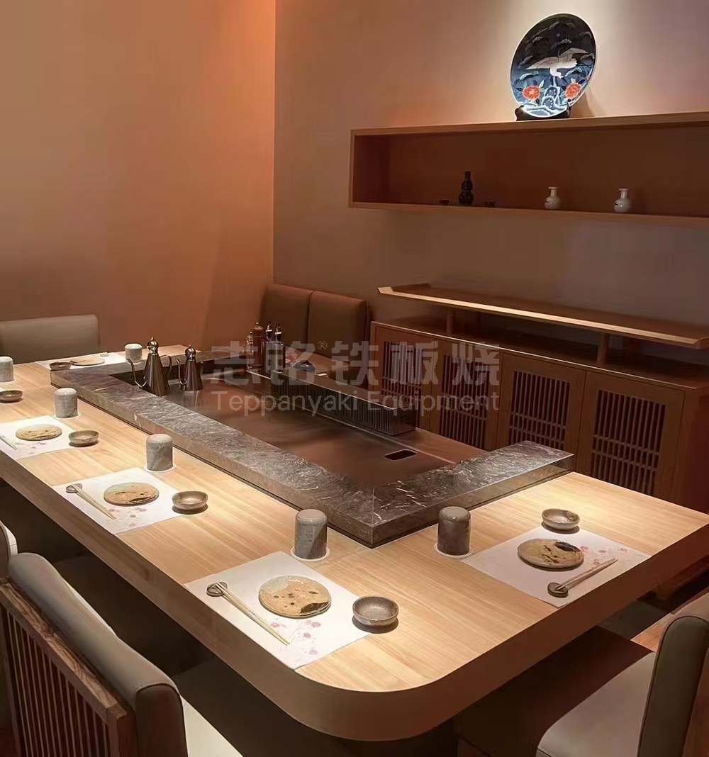 长方形、客户案例实景、铁板烧餐厅、企业会所，铁板烧设备客户现场实景。