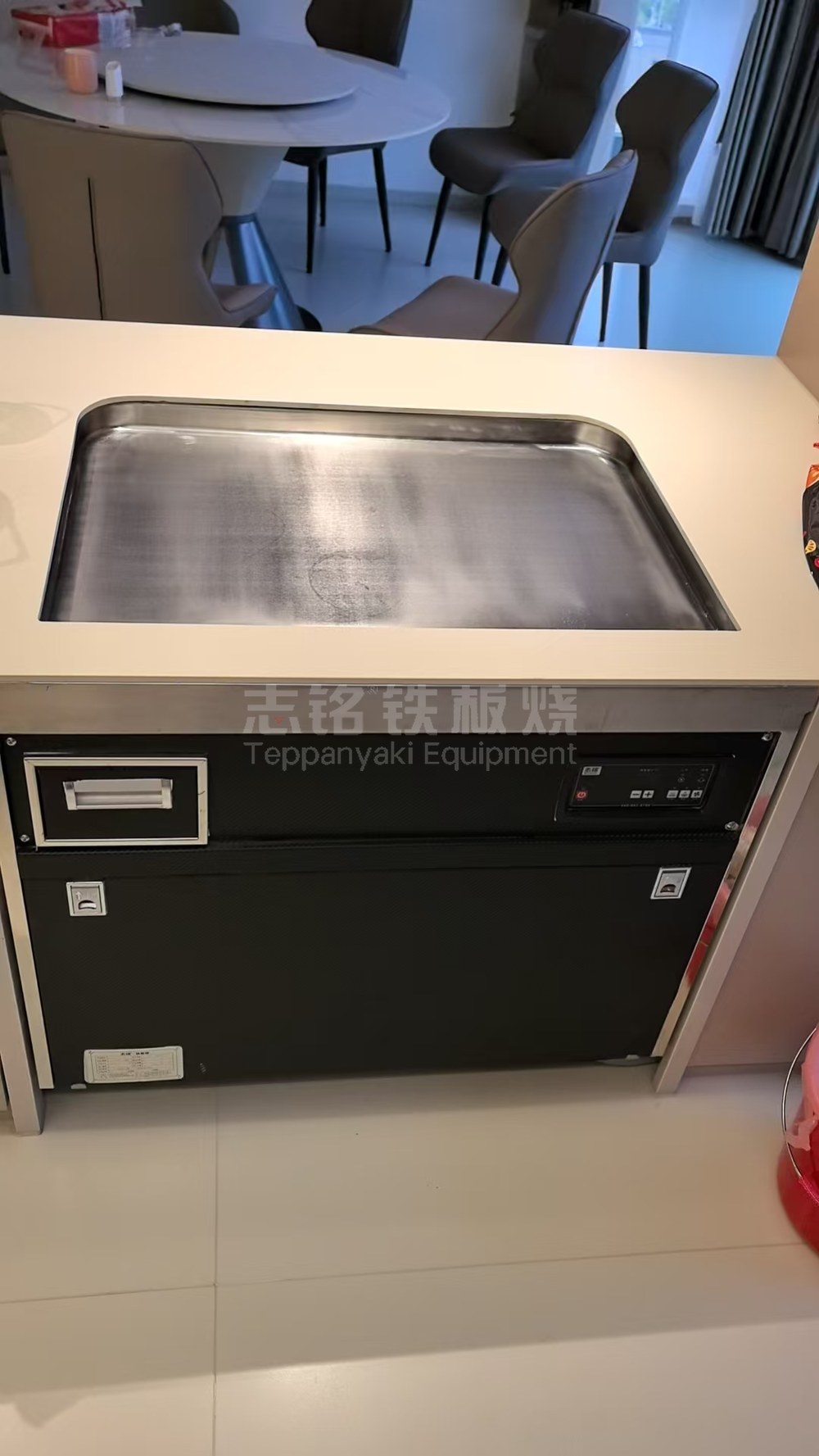 家用铁板烧，铁板烧设备实景图。