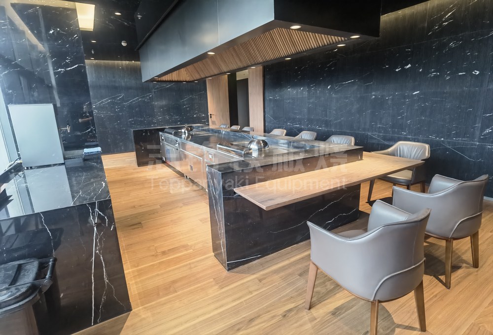 长方形、客户案例实景、企业会所，铁板烧设备客户现场实景。