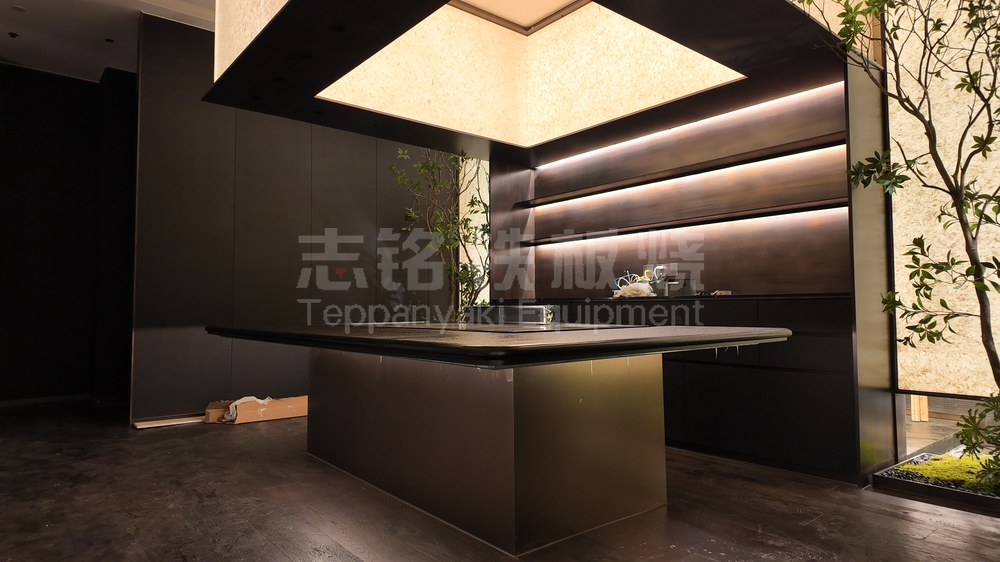 长方形、大理石、客户案例实景、安装现场、铁板烧餐厅，铁板烧设备客户现场实景。