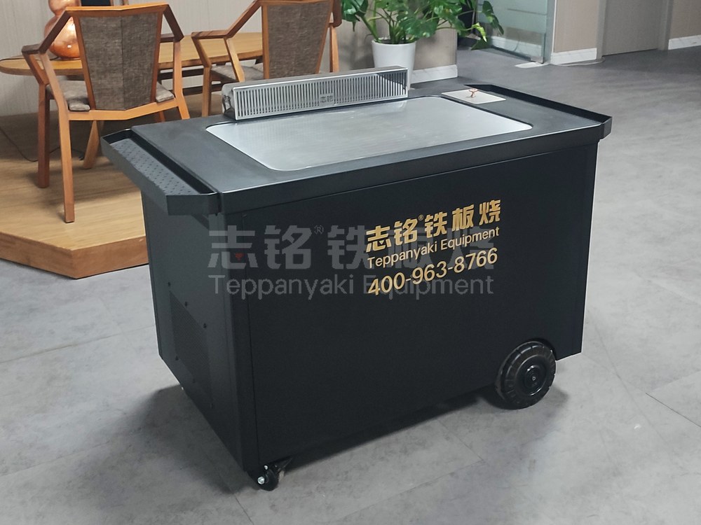 移动铁板烧，铁板烧设备实景图。