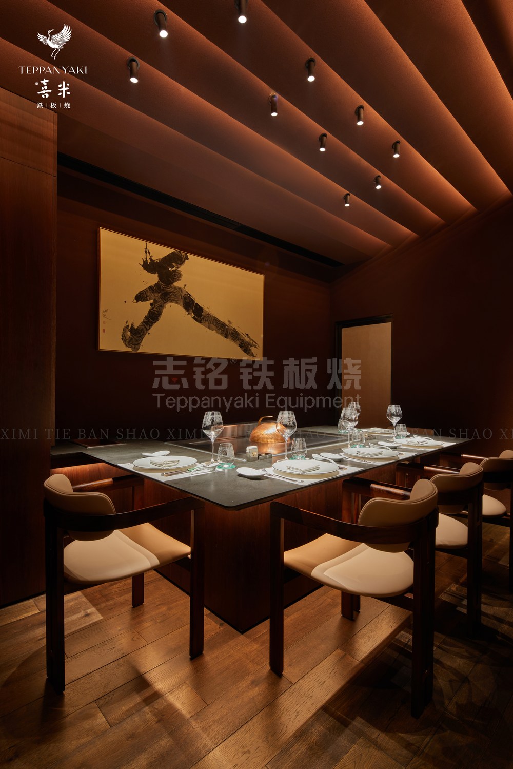 长方形、客户案例实景、铁板烧餐厅，铁板烧设备客户现场实景。