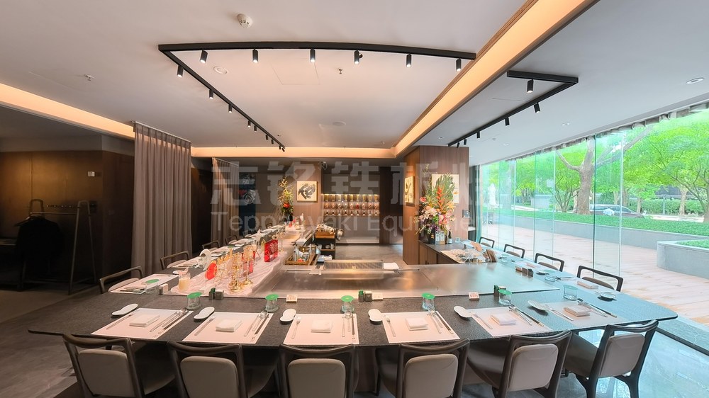 异形、组合、客户案例实景、铁板烧餐厅、铁板烧融合+，铁板烧设备客户现场实景。