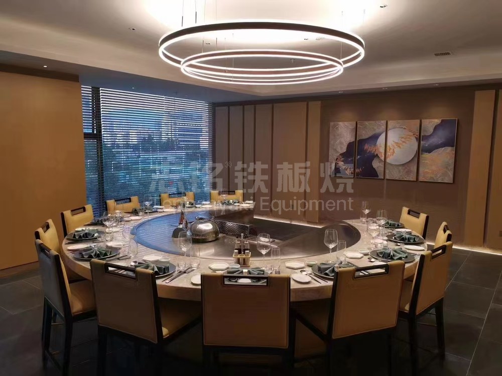 圆形、客户案例实景、铁板烧餐厅，铁板烧设备客户现场实景。