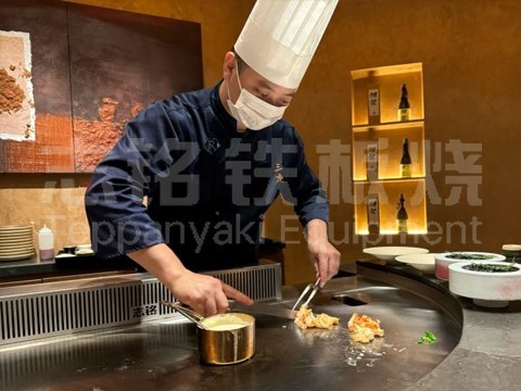 客户案例实景、厨师、铁板烧餐厅，铁板烧设备客户现场实景。