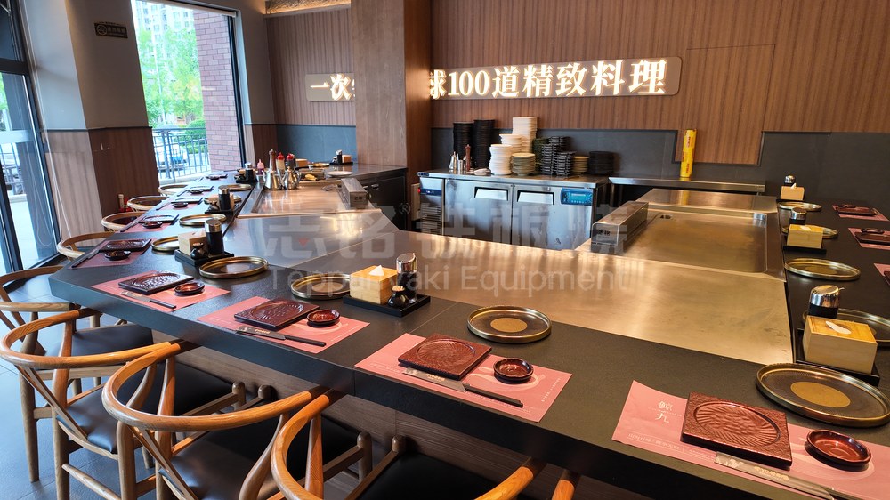 异形、组合、双炒位、客户案例实景，铁板烧设备客户现场实景。