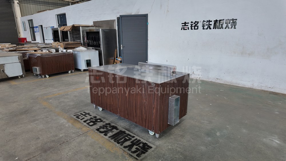 长方形、特殊定制、多功能、裸机、工厂实拍、板前烤肉饭，铁板烧设备工厂车间实拍。