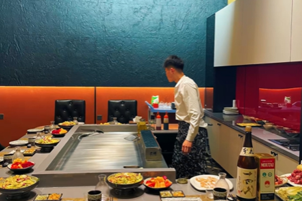 黑龙江哈尔滨伊鑫西餐厅多少钱一位